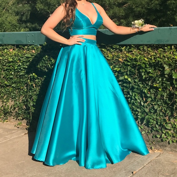 Sherri hill two-piece prom dress - Picture 1 of 3